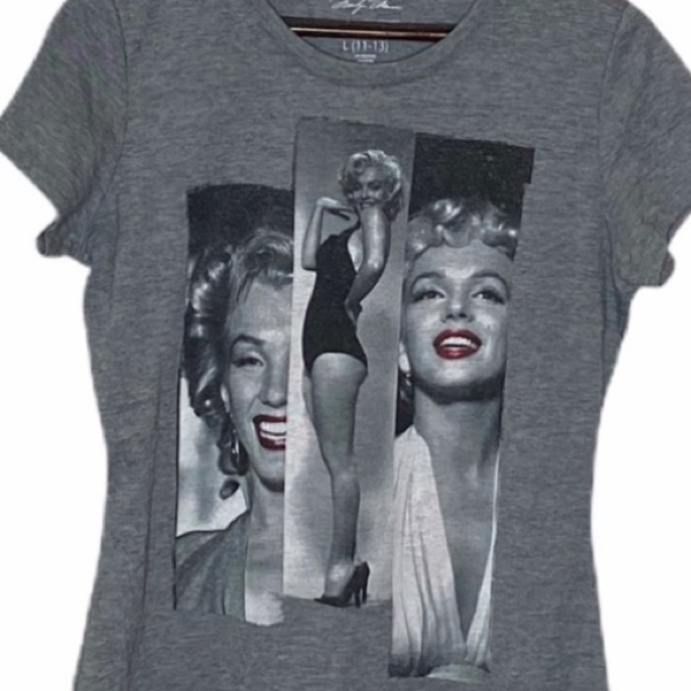 Marilyn Monroe Graphic T-Shirt Size 11-13 Juniors